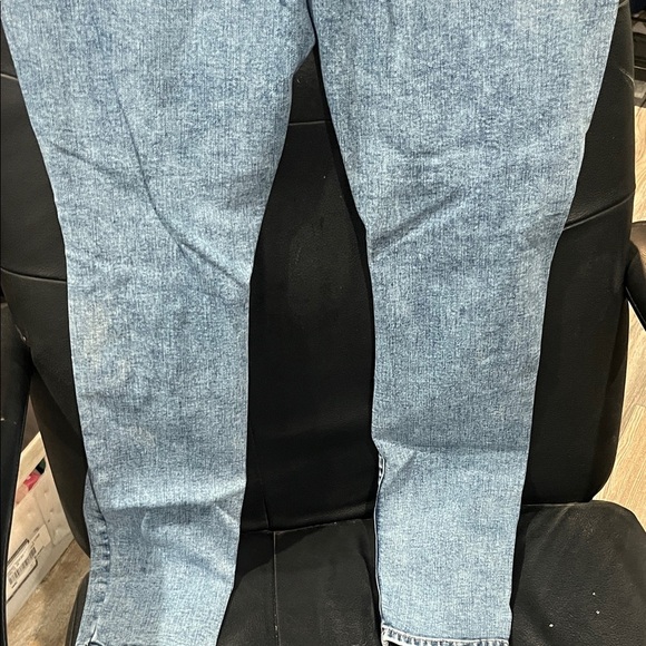 ⚡️⚡️⚡️SO Bundle of 4 jeans All colors Women's Skinny Jeans used - Picture 6 of 15